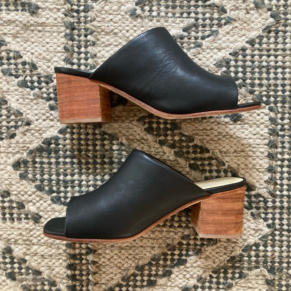 Gorgeous Nisolo Mules